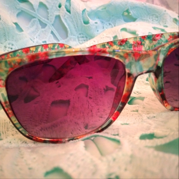 Floral Sunglasses Pink Green - Picture 1 of 6